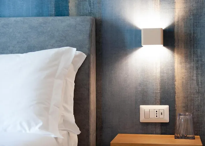 Design 18 Charming Guest house 4*