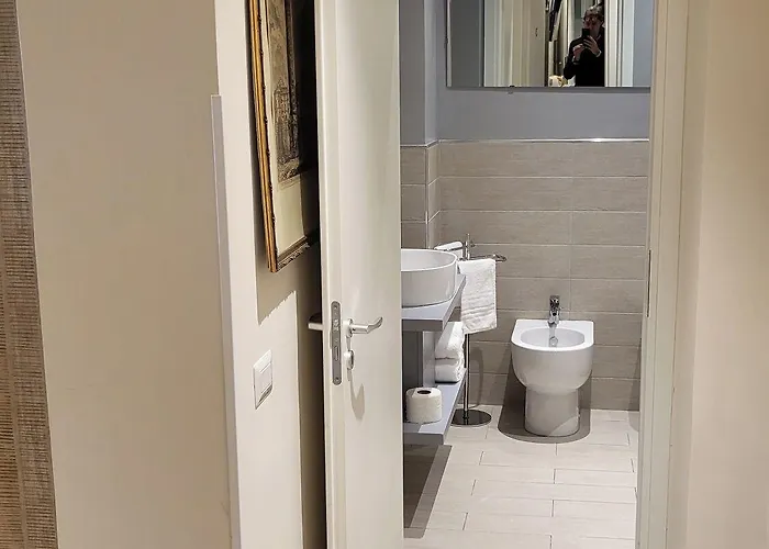 Design 18 Charming Guest house Rome